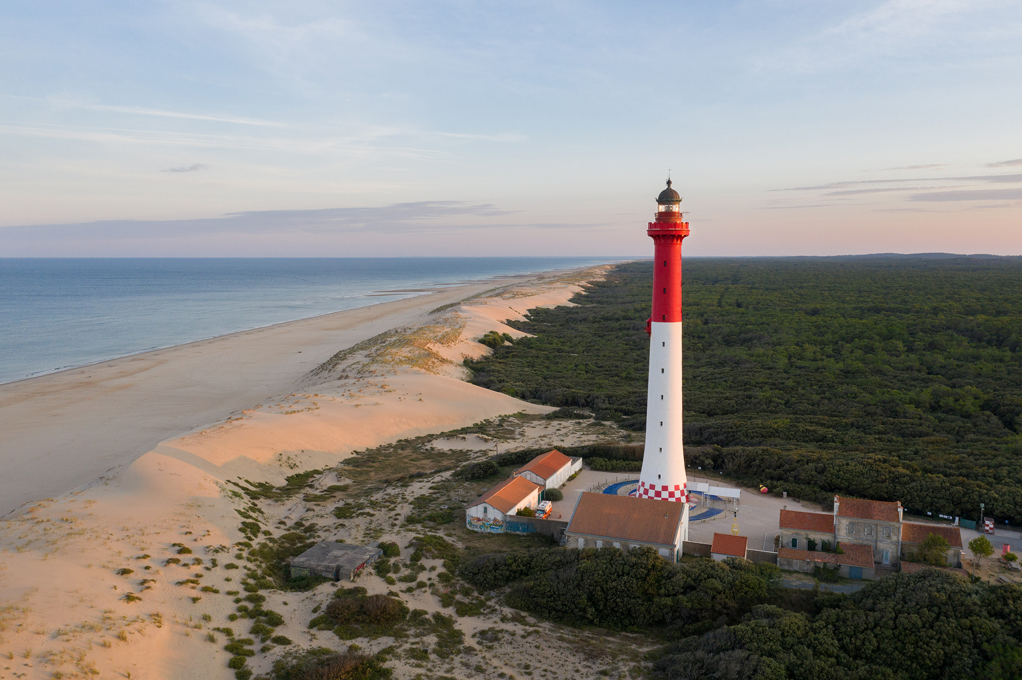 la tremblade phare de la coubre